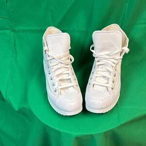All Stars Women’s platform High-Top Sneakers
